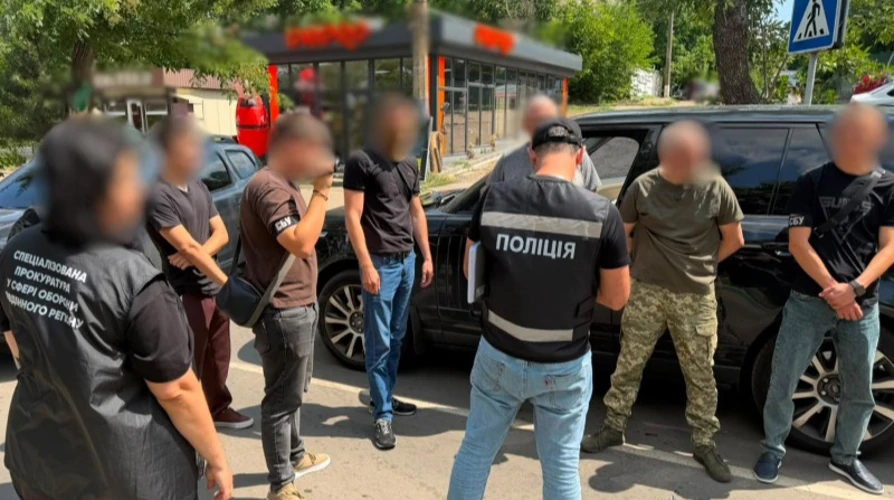На Одещині затриманий посадовець ТЦК вимагав 500 л дизпалива за бронювання