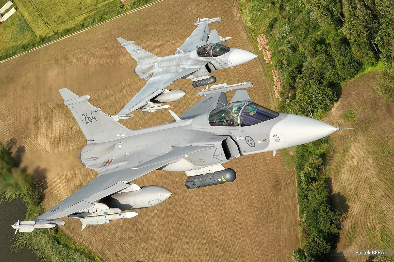Швеція повертає Gripen до Польщі: нові винищувачі НАТО посилять захист хаба допомоги Україні