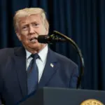 Президент США Дональд Трамп; Білий дім