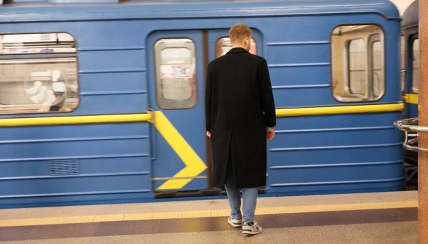 Хронологія 8 жовтня: зупинка і відновлення руху Київського метро